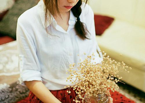 心里说不出的难受句子 在这世界上活着多么美好，因为每一天都