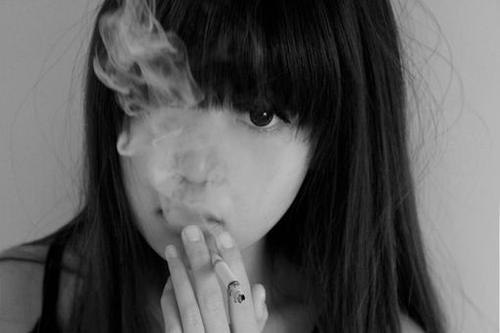 心烦的句子 女人 感觉 生活
