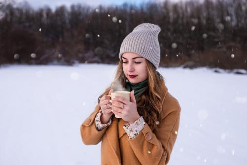 下雪心情发朋友圈短句 冬季第一场雪人生感悟