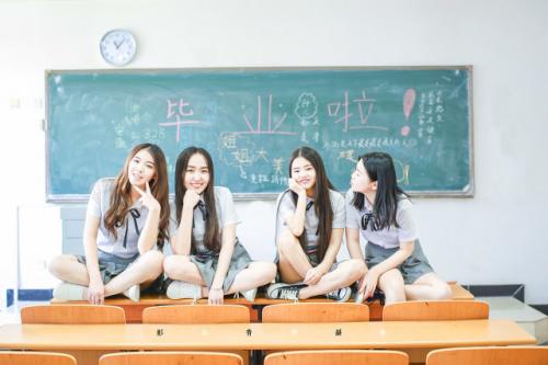 同学录留言大全 同学录留言简单到流泪