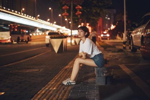 心情压抑的说说好累 失落的句子句句痛心