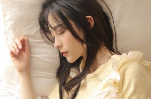 夫妻朋友圈发照片的话 抖音低调秀恩爱的句子