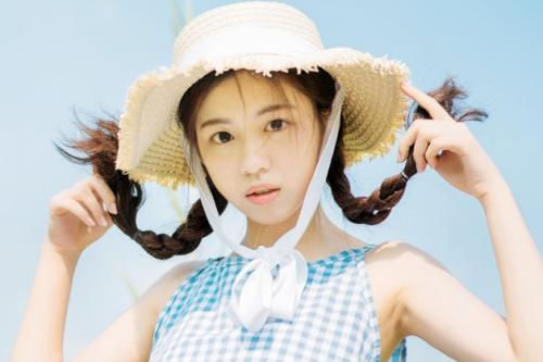 学生暗恋老师的悲伤句子 不该有所期待的句子