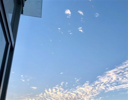 醒这么早的朋友圈说说