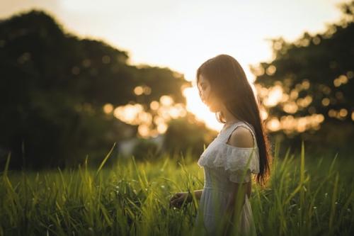 赏月时可以发朋友圈的说说 一轮明月思悠悠
