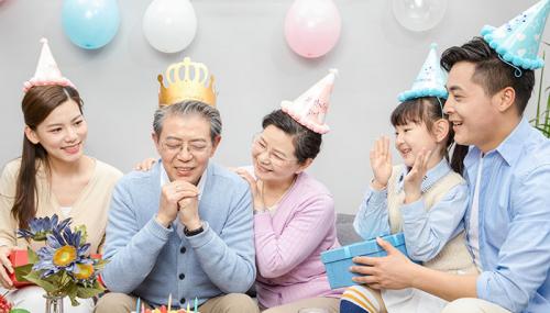 祝福爸爸生日快乐的句子祝爸爸生日最暖心短句