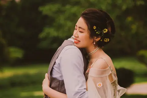爱笑的女孩唯美句子 爱笑的女孩经典语录