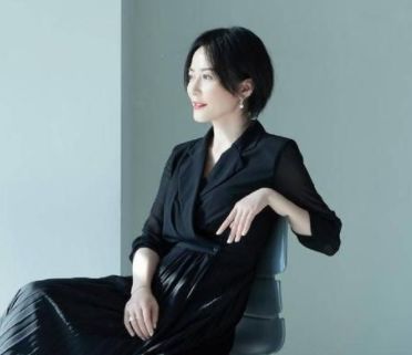 50岁女人网名寓意好成熟 很知性的50岁女人昵称
