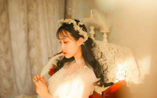 愿自己活成女王的句子 做自己的女王唯美句子