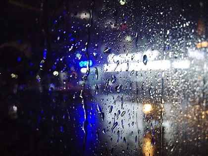 下雨天内心被触动的句子