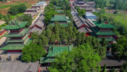 给朋友的早安问候语幽默给朋友早上问好